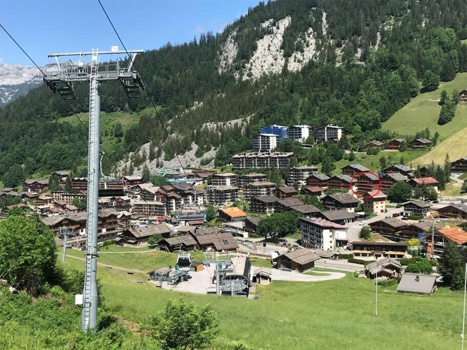 Appartement Cosy Avec Terrasse Sud - Proche Village La Clusaz Luaran gambar