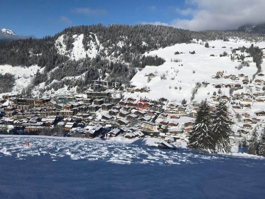 Appartement Cosy Avec Terrasse Sud - Proche Village La Clusaz Luaran gambar