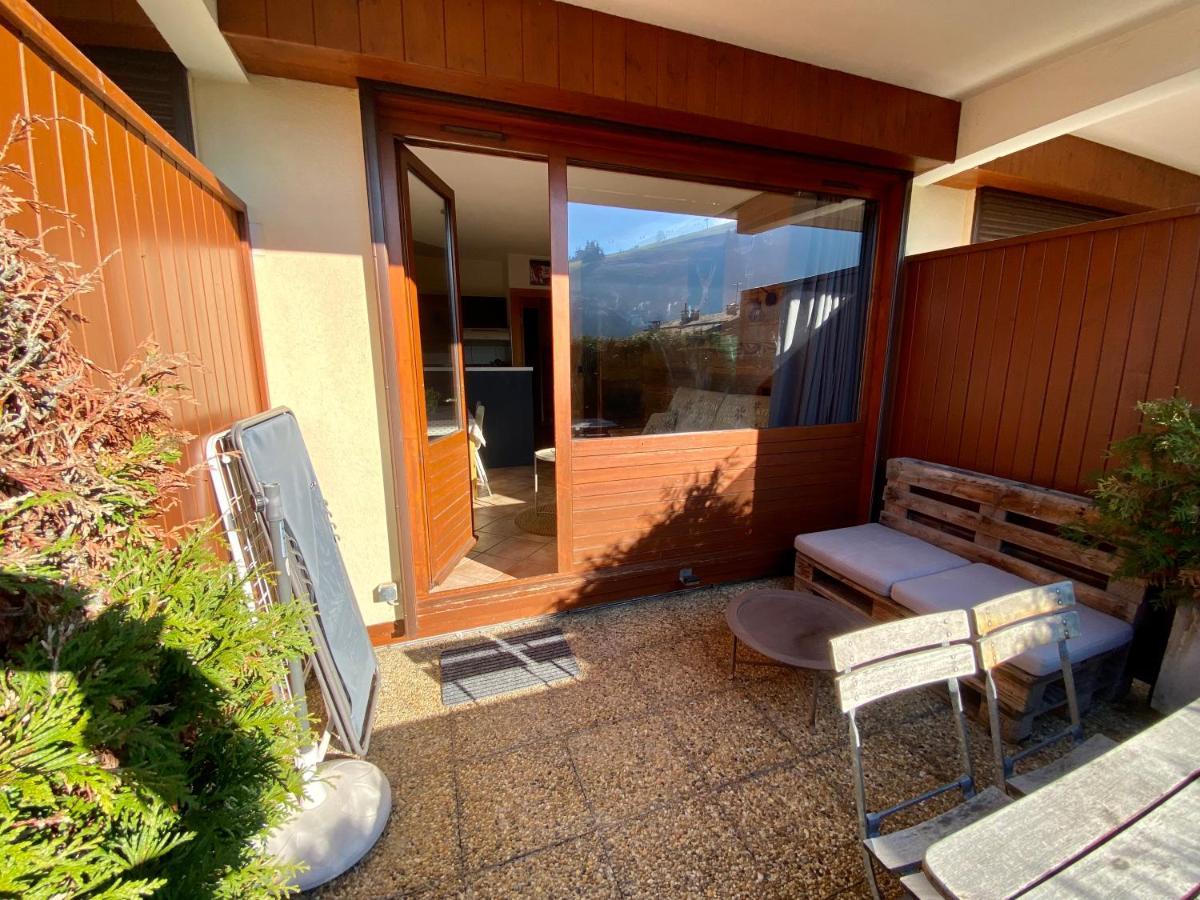 Appartement Cosy Avec Terrasse Sud - Proche Village La Clusaz Luaran gambar